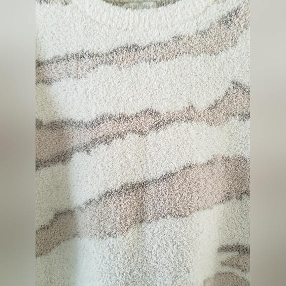 Barefoot Dreams Cozychic Sweater, Size L, Not Used - Picture 3 of 5